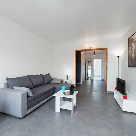 T3 6 Persons At 5 Min From Porte De Paris Saint-Denis-en-Margeride